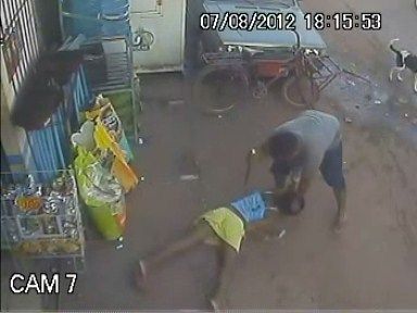 woman%20stabbed%20cctv%20%2811%29.jpg