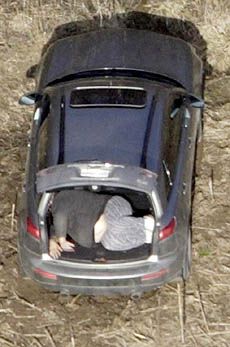 deadbody_shedden_cp_9809428.jpg