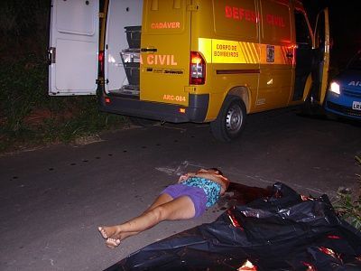 mulher-c3-a9-morta-com-tiro-na-cabe-c3-a7a-em-cardoso-moreira-nelson-almeida-16-de-fevereiro-3.jpg