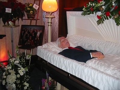 11980dadcasketcloser_img.jpg