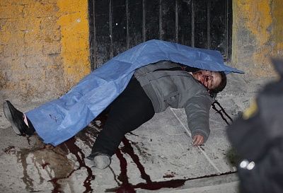 44-20yo-20woman-20executed-2001.jpg