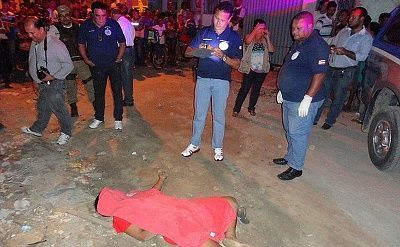 26-20yo-20woman-20stabbed-2001.jpg