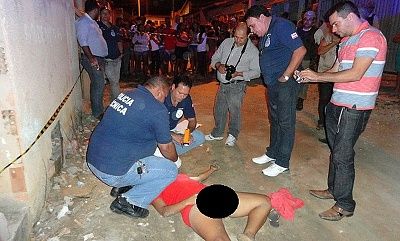 26-20yo-20woman-20stabbed-2009.jpg