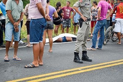 34-20yo-20woman-20dead-20in-20accident-2004.jpg