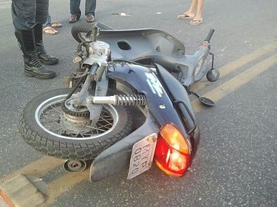 44-20yo-20woman-20dead-20in-20motorcycle-20acccident-2011.jpg