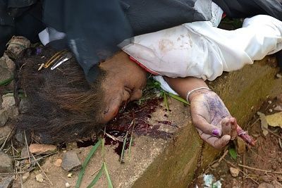 45-50-20yo-20woman-20jumped-20out-20from-20bridge-2003.jpg
