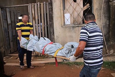 couple-20killed-20in-20apartment-20under-20construction-2007.jpg