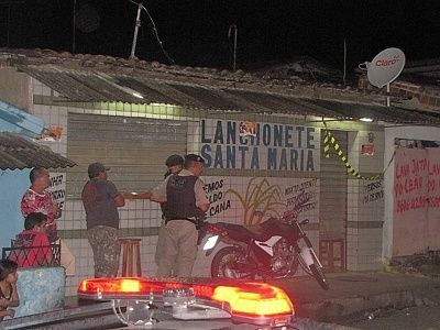 21-20yo-20waitress-20shot-2004.jpg