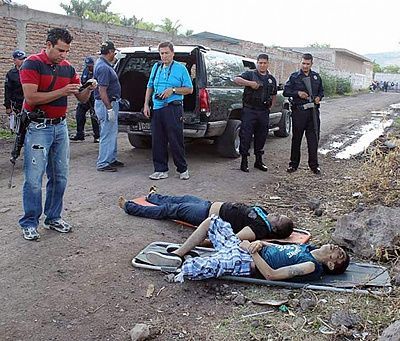 couple-20found-20suffocated-2001.jpg