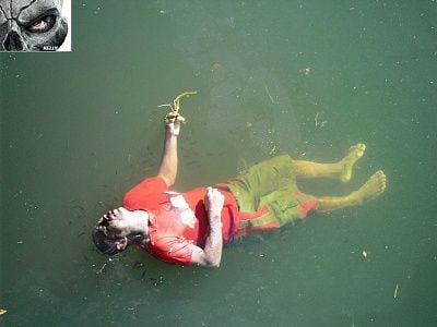 floater-20man-20-281-29.jpg