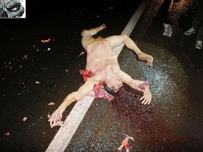 splattered-20naked-20dude-20cock-20exposed-20-284-29.jpg