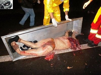 splattered-20naked-20dude-20cock-20exposed-20-2831-29.jpg
