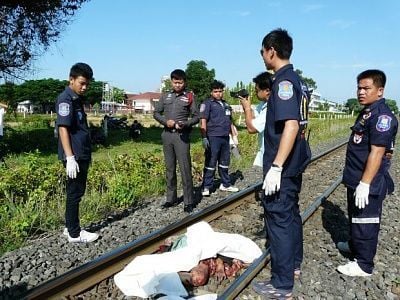 dead-20on-20tracks-20-284-29.jpg