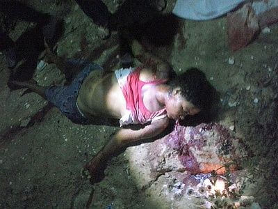 35-20yo-20woman-20stabbed-20to-20death-2001.jpg