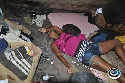 25-20yo-20woman-20and-20unidentified-20man-20shot-2001.jpg