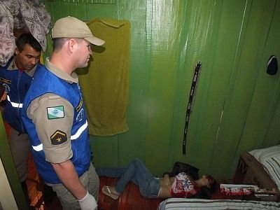 29-20yo-20woman-20stabbed-20by-20husband-2001.jpg