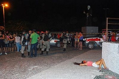 16-20yo-20girl-20executed-2014.jpg