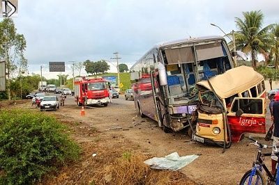 dead-20under-20camper-20an-20-2810-29.jpg