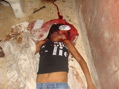 woman-20found-20dead-20in-20restroom-2004.jpg