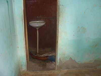 woman-20found-20dead-20in-20restroom-2005.jpg