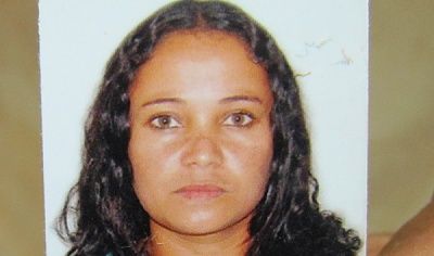 27-20yo-20woman-20-20shot-20by-20husband-2012.jpg