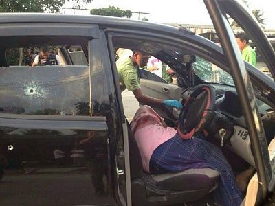 husband-20and-20wife-20shot-20in-20car-20-283-29.jpg