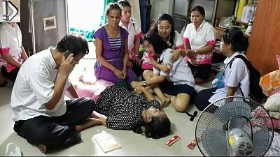 dead-20mother-20-282-29.jpg
