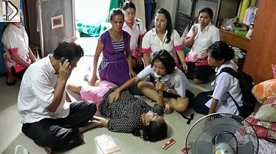 dead-20mother-20-285-29.jpg