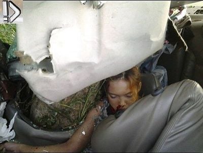 young-20girl-20trapped-20in-20wreckage-20-287-29.jpg