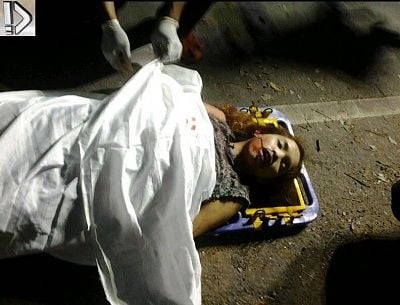 young-20girl-20trapped-20in-20wreckage-20-283-29.jpg