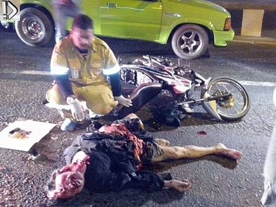 brains-20-26-20intestines-20ooze-20out-20of-20dead-20biker-20-283-29.jpg