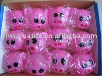 TPR_Pink_Pig_Head_Squeeze_Water_Ball.jpg