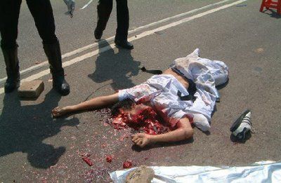 crushed_in_traffic_accident_004.jpg