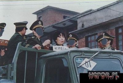 woman_executed_002.jpg
