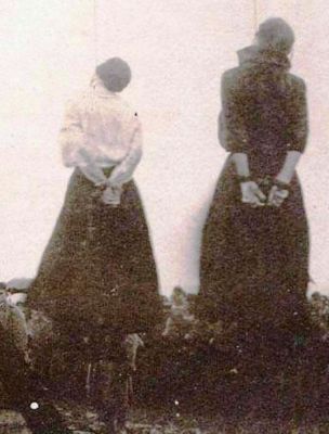 ww1%20hanging.jpg