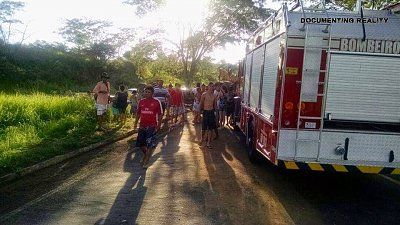 cow-truck-flips-over-killing-men-01.jpg
