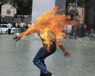 chile%20dude%20self%20immolation%20on%20fire.jpg