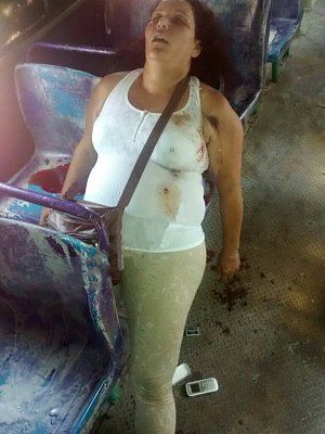 woman-20shot-20in-20citybus-2001.jpg