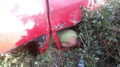 34-20yo-20dead-20in-20pickup-20truck-20roll-20over-2001.jpg