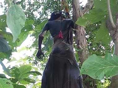 02_08_2015-hanged.jpg