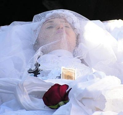 dead-girl.jpg