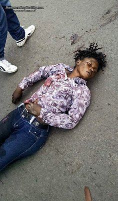 anti-gov-protesters-riot-police-deadly-clash-scores-dead-3b-kinshasa-cg-sep-19-16.jpg