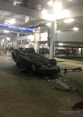 2-women-dead-car-reverses-5-stories-out-shopping-mall-parking-lot-6b-hat-yai-th-mar-2-17.jpg