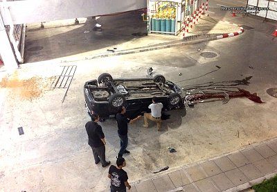 2-women-dead-car-reverses-5-stories-out-shopping-mall-parking-lot-9b-hat-yai-th-mar-2-17.jpg