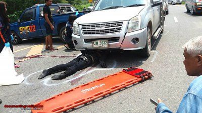 motorcyclist-swipes-car-goes-airborne-hits-front-pickup-truck-4-saraburi-th-mar-26-17.jpg