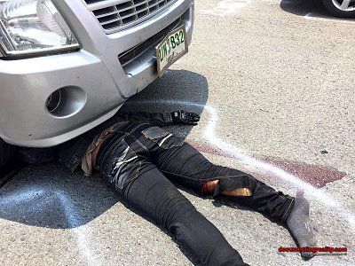 motorcyclist-swipes-car-goes-airborne-hits-front-pickup-truck-6-saraburi-th-mar-26-17.jpg