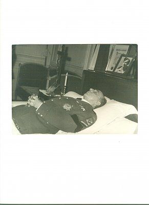 militaire-20sur-20son-20lit-20de-20mort-20001.jpg