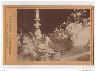 militaire-20lit-20de-20mort.jpg