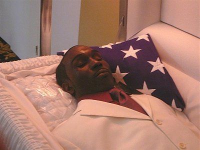 61184d1245935664-memphis-police-officer-shot-dead-untitled.jpg