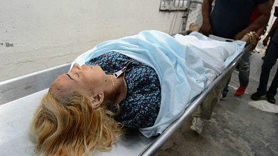 44-yo-woman-shot-police-02.jpg